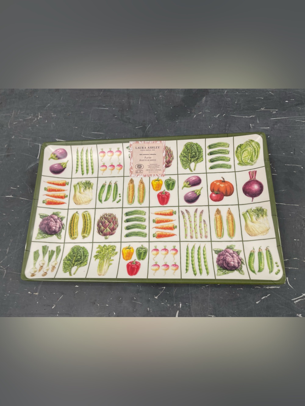 Laura Ashley Home oversize melamine serving platter - vegetables design - NEW - Picture 4 of 5